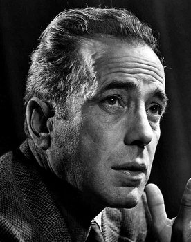 Humphrey Bogart as Lt. Joe Rossi