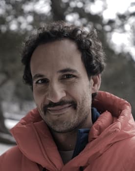 Ali Abbasi as 