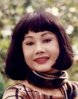Kieu Phuong Loan as Verse Singer