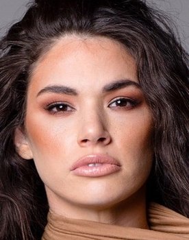 Kimberly Howe as School Girl #4