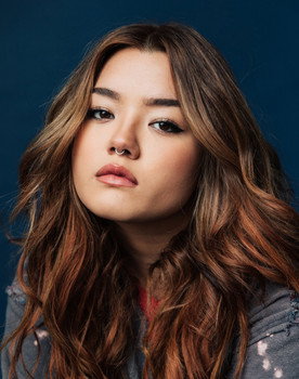 Elizabeth Yu as Shawn