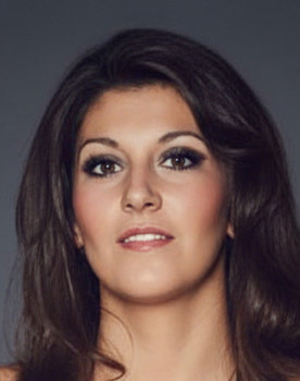 Nuray Belbüken as Filiz