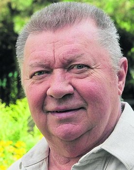 Pan Samochodzik i niesamowity dwór