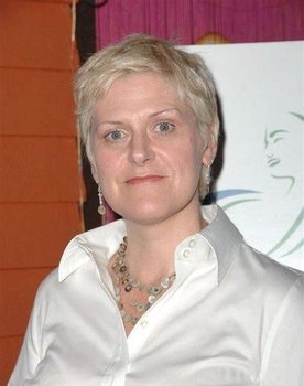 Lynn Ferguson as 
