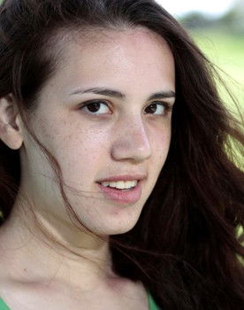 Diana Maxfield as Sara