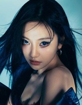 Ning Yi Zhuo as 
