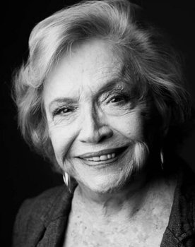 Nathália Timberg as 