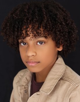 Juliano Krue Valdi as Young Michael Jackson