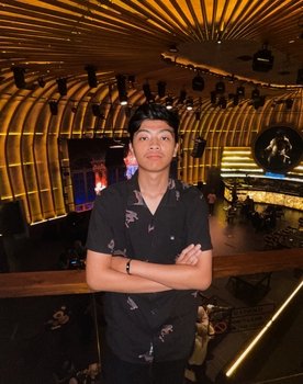 Noval Auril Alfarrel as Pemuda Ronda