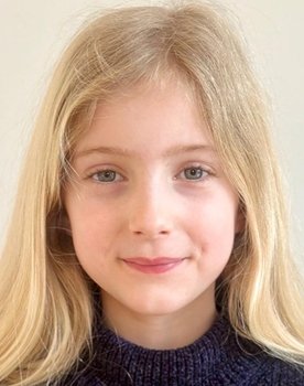 Cassandre Louis Urbain as Rose