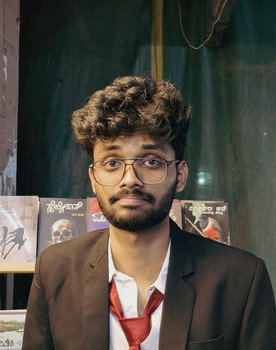 Sohan Shetty as Kenny