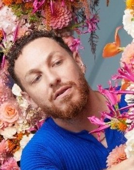 Alex Ramirès as Self