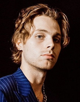 Luke Hemmings as 