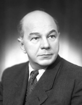 Konstantin Adashevsky as City mayor