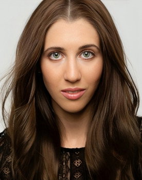 Jessica Koloian as Michelle Long