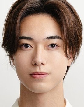 Sakurai Yuki as Aki and Haru's friend