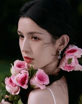 Hani Kezi as Ashina Yue Ling