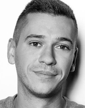 Tadas Shimilev as гвардеец