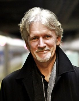 Alan Broadbent as Piano