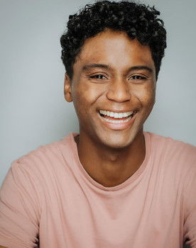 Darius Willis as Fergus