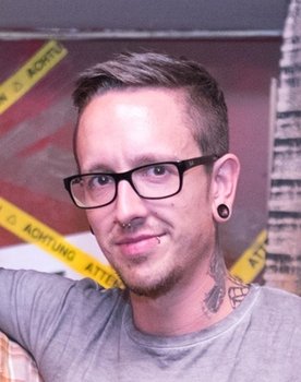 Martin Speer as Reporter