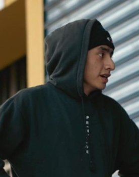 Jesser Ramírez as Leo