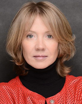 Yana Arshavskaya as Zama