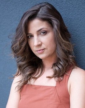 Aleksandra Zienkiewicz as Kinga Żukowska