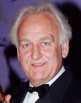 John Thaw as Alan Roper