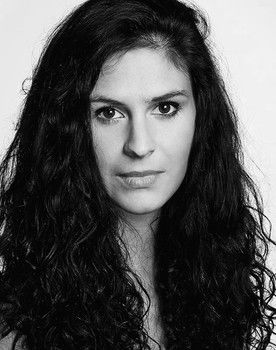 Melina Tranulis as Woman