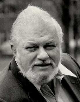 Charles Durning as Murphy