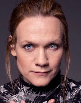 Anneli Drecker as Sonia