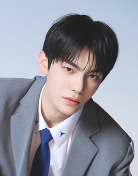 Park Dong Gyu as Self/ Contestant