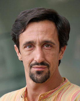 Antonio Scarpa as Francesco