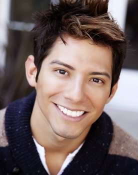 Derek Efrain Villanueva
