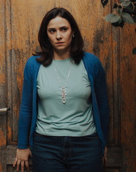 Isabela Villaça as Mariana Matos