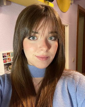 Irene Pérez as Sara (novia)