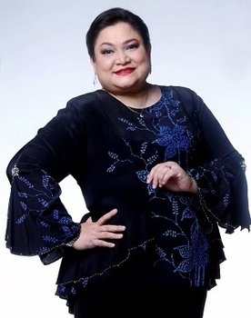 Adibah Noor as Khatijah