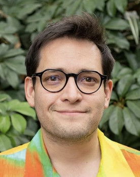 Arturo Ambriz as Timet (voice)