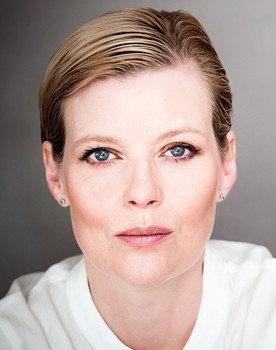 Lucy Akhurst as Miss Becker