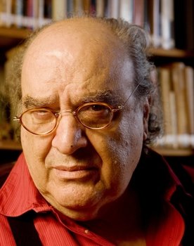 Antônio Abujamra as 