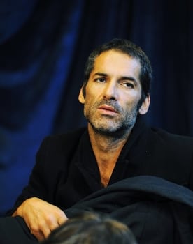 Miguel Borges as Abel Salazar