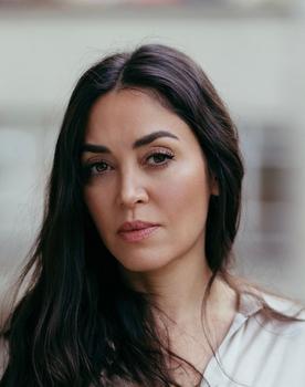 Mona Pirzad