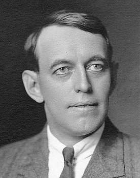 Lloyd Ingraham as Dionysius