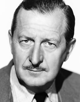 Stanley Andrews as Jim Davenport