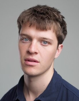 Jasper Talbot as Harry Parks