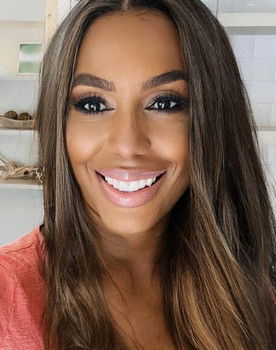 Antoinette Love Ransom as Roberta