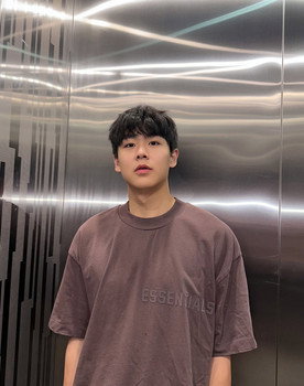 Kong De Rui