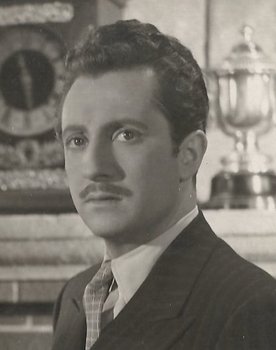 José María Seoane as Duque