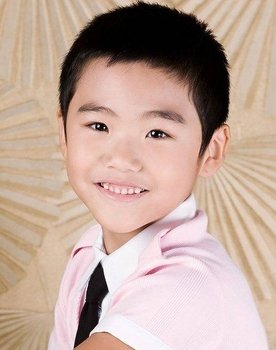 Jung Tae-Won as Kim Moon-ho (teen)